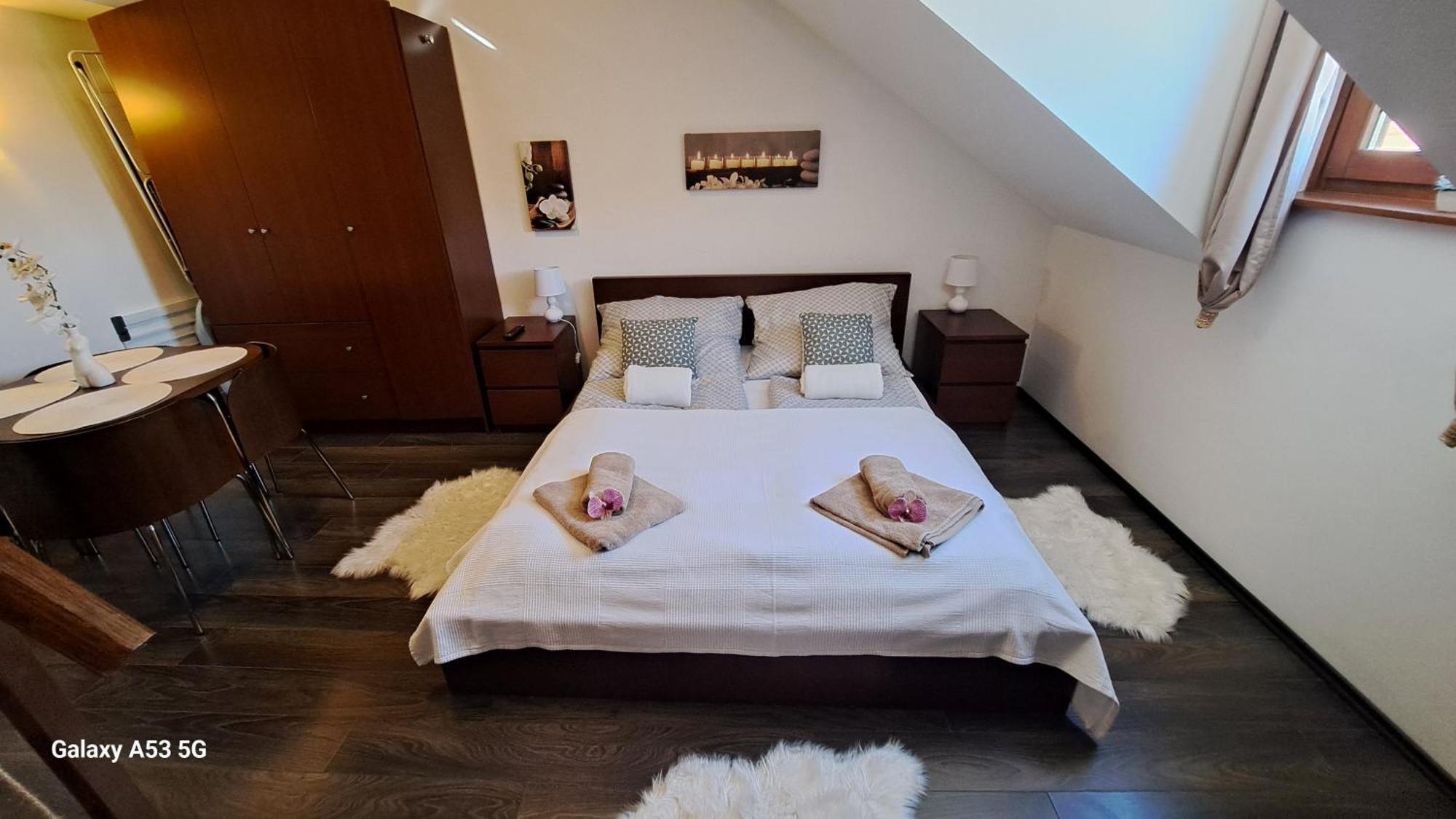 Viktoria Apartman ยูลา ภายนอก รูปภาพ